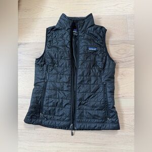 Patagonia Black Quilted vest